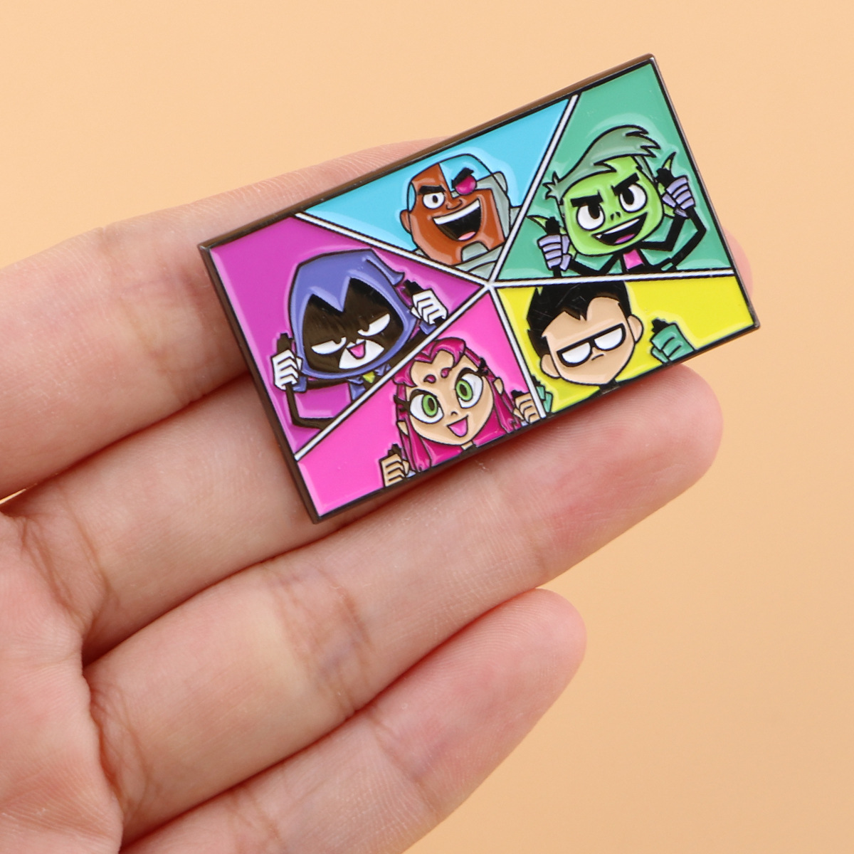 Tuxedo Lapel Pin - Neue Teen-Heroes-Team Emaille-Pin-Brosche aus Legierung, Abzeichen-Accessoire