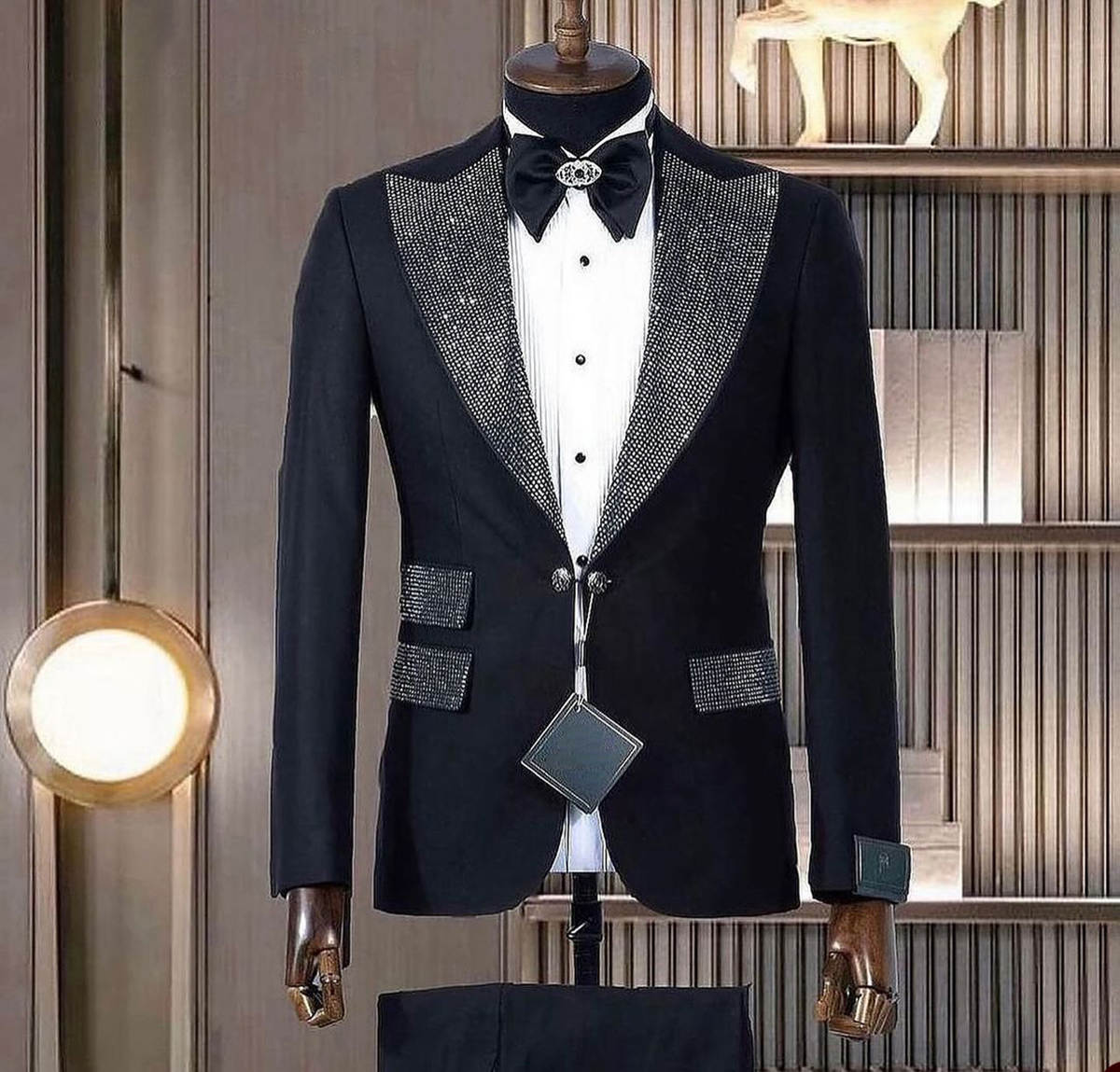 Formeller Herren-Smoking mit P – Men Formal Wear Modern Bewertung und Preis